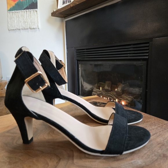 DONATED - Black Velvet Open Toe Sandals with 3" Heels and Adjustable Ankle Strap - Picture 5 of 11